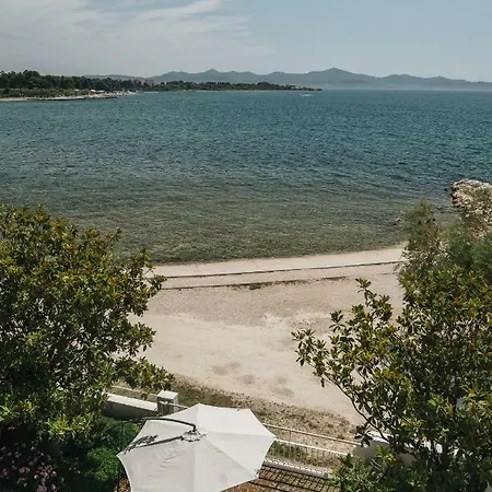 露西亚公寓 * 扎达尔